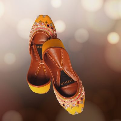 Debellee traditional hand crafted mojari