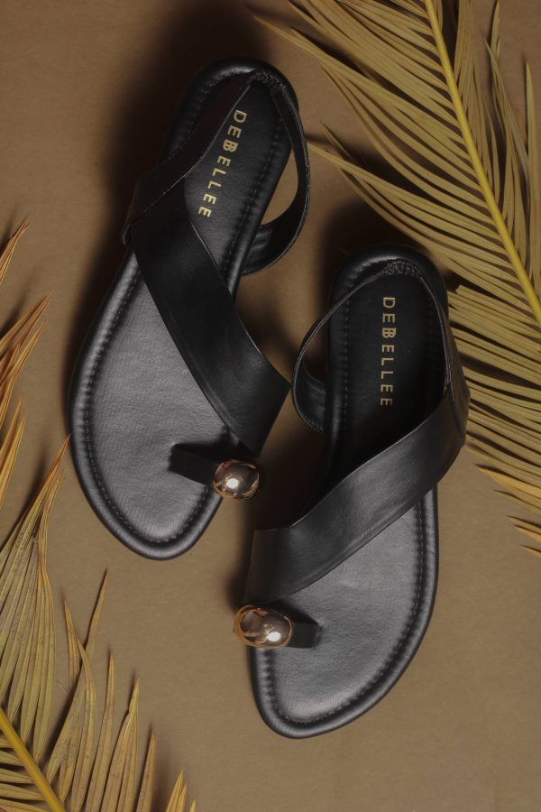Debellee Toe Loop Sandals - Image 2
